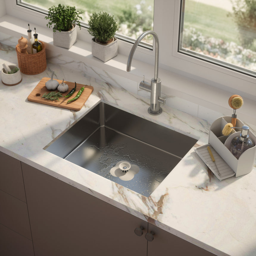 | color: White | Hover