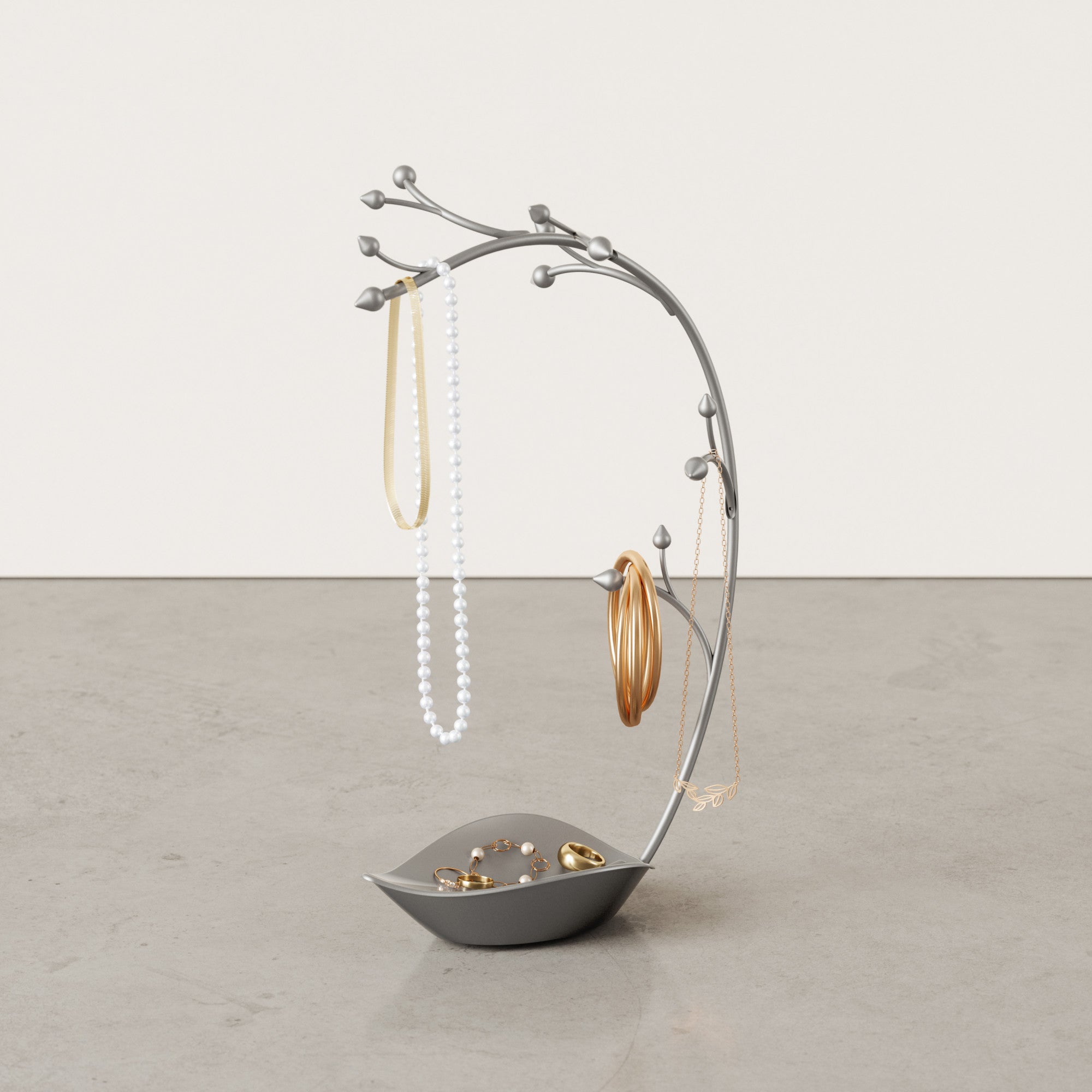 Metal on sale jewelry stand